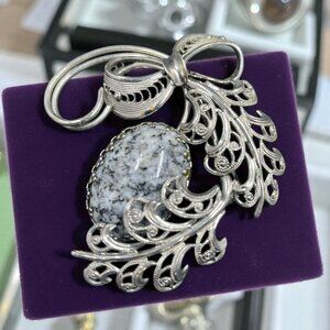 Vintage Western‎ Germany Filigree Bow Brooch Coquette Cottagecore Romantic